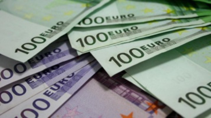 Şefa Partidului Verde Bihor, REŢINUTĂ după ce a luat 6.500 euro pentru locuri în comisiile alegerilor